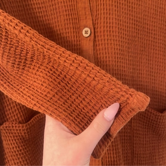 Free People Waffle Knit Oversized Button Front Cardi Tunic Copper - Picture 9 of 13